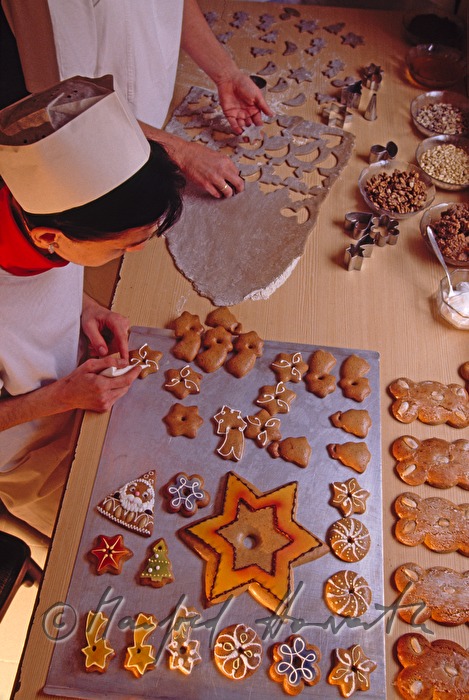 Pirker - gingerbread production