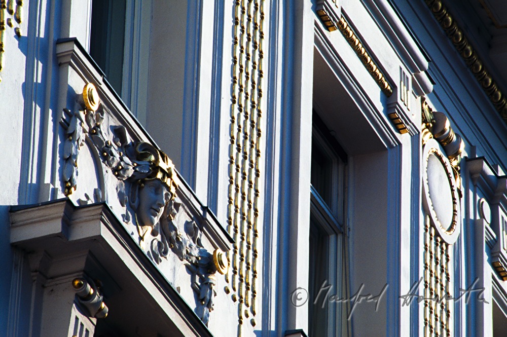 facade of a house built in Art Nouveau