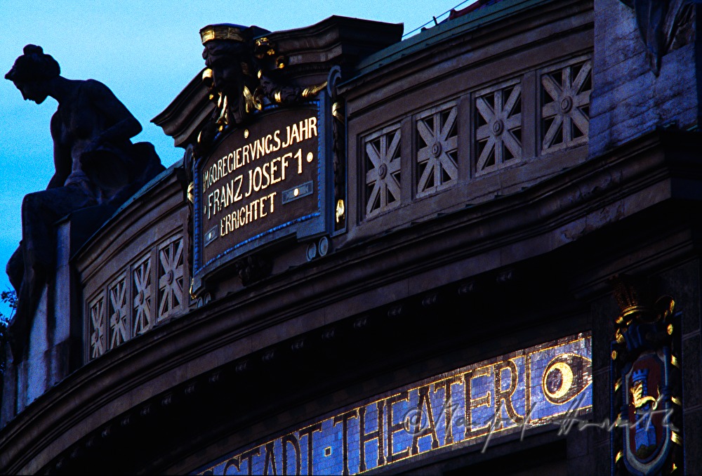 roof of  Stadttheater (Jubiläumstheater)