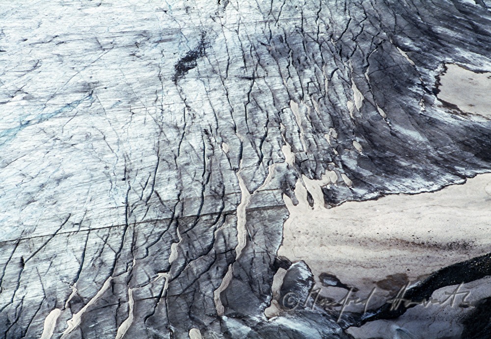 Pasterze, group of alpinists on the glacier