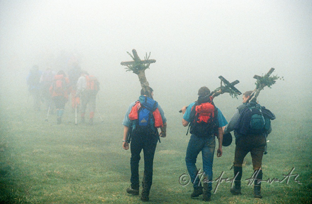 pilgrims on the way to the peak