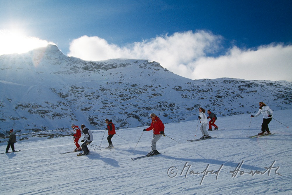 Mölltaler Gletscher, skiers