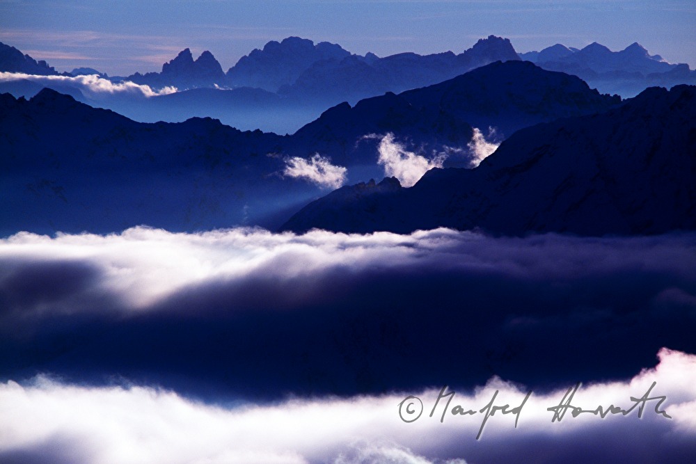 view over the Schultz Gruppe to the Grossglockner