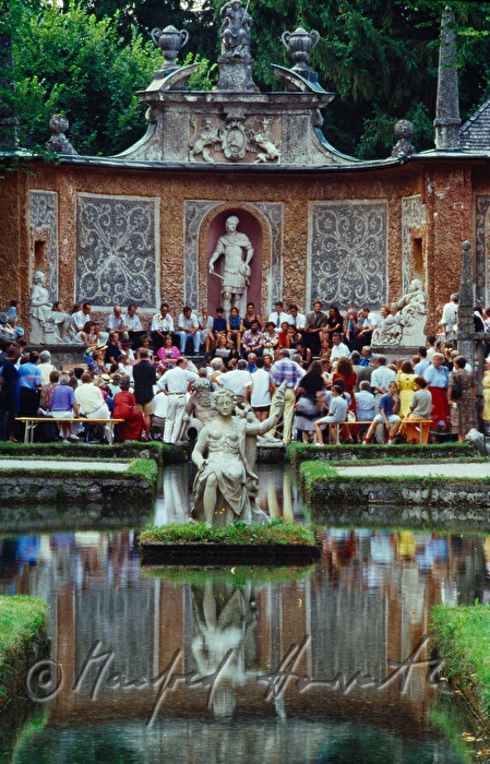 play reading in the Roman Theatre