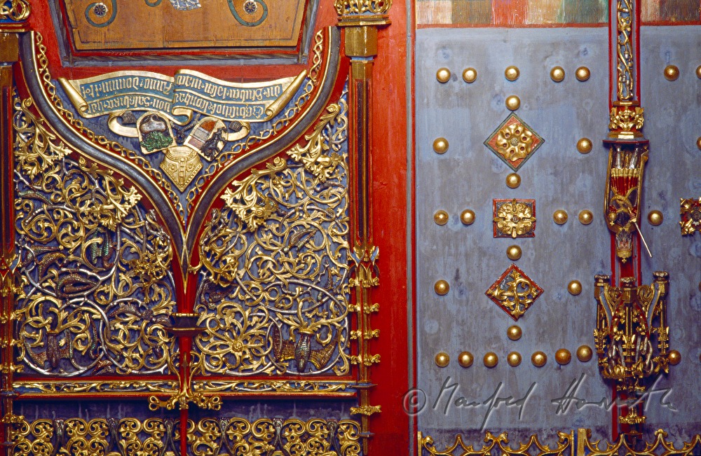 detail of an ancient footlocker