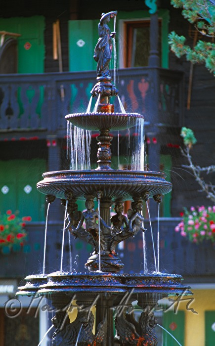 fountain made of cast iron at the Montansiedlung