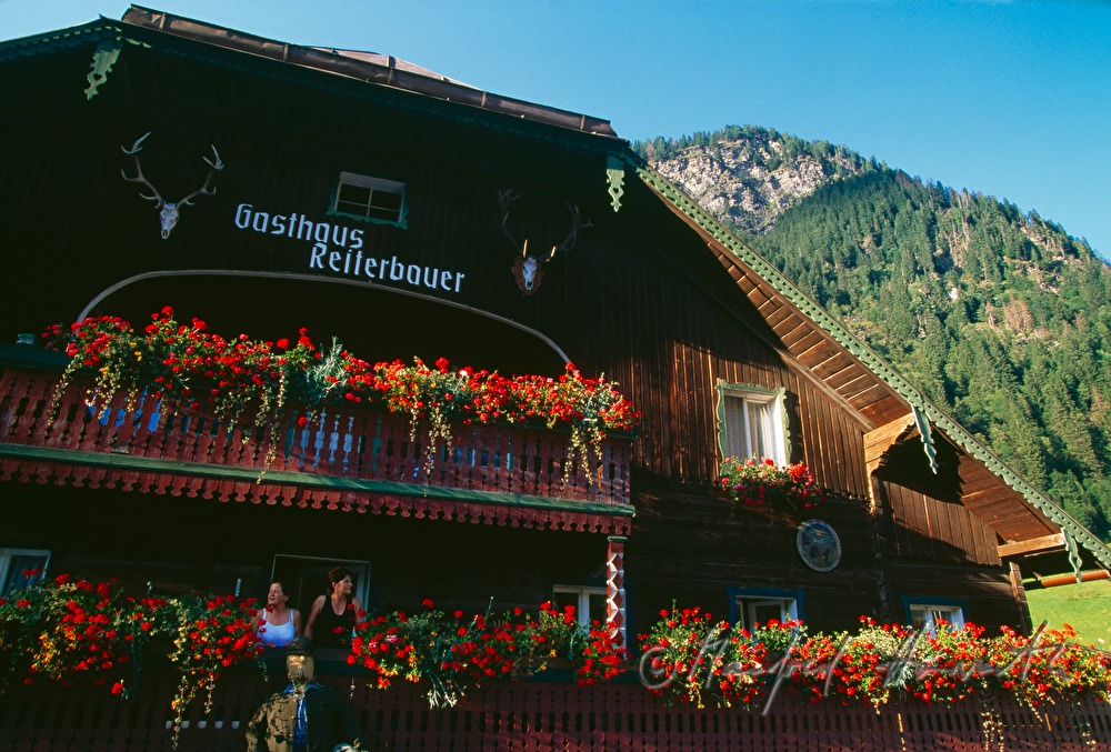 hotel guests on the balcony of Gasthaus Reiterbauer