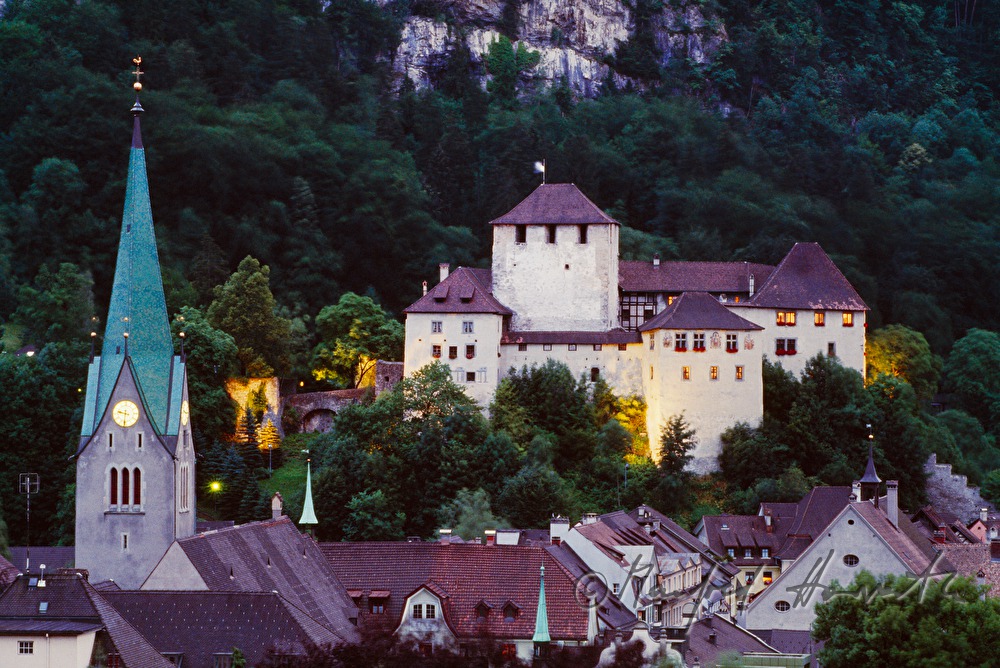 Schattenburg and Dome Sankt Nikolaus