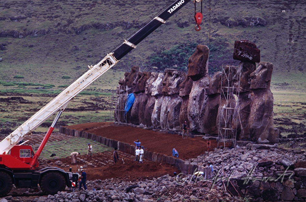 restauration of Rano Raraku
