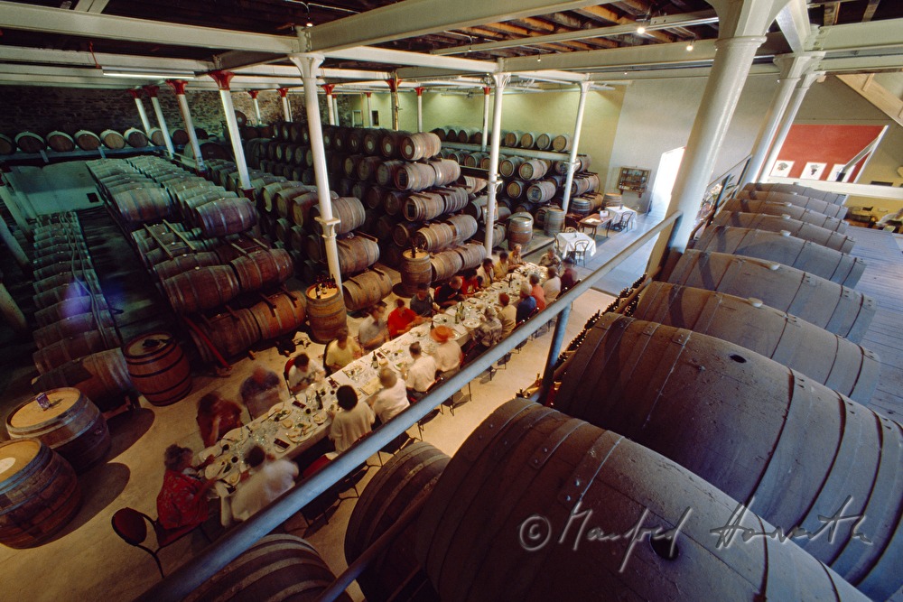 visitors of Chateau Tanunda taste wine