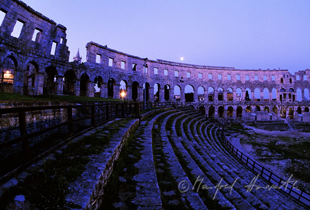 landmark: roman amphitheatre
