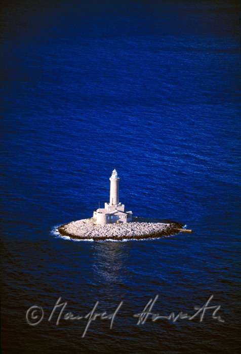 lighthouse Porer - aerial view