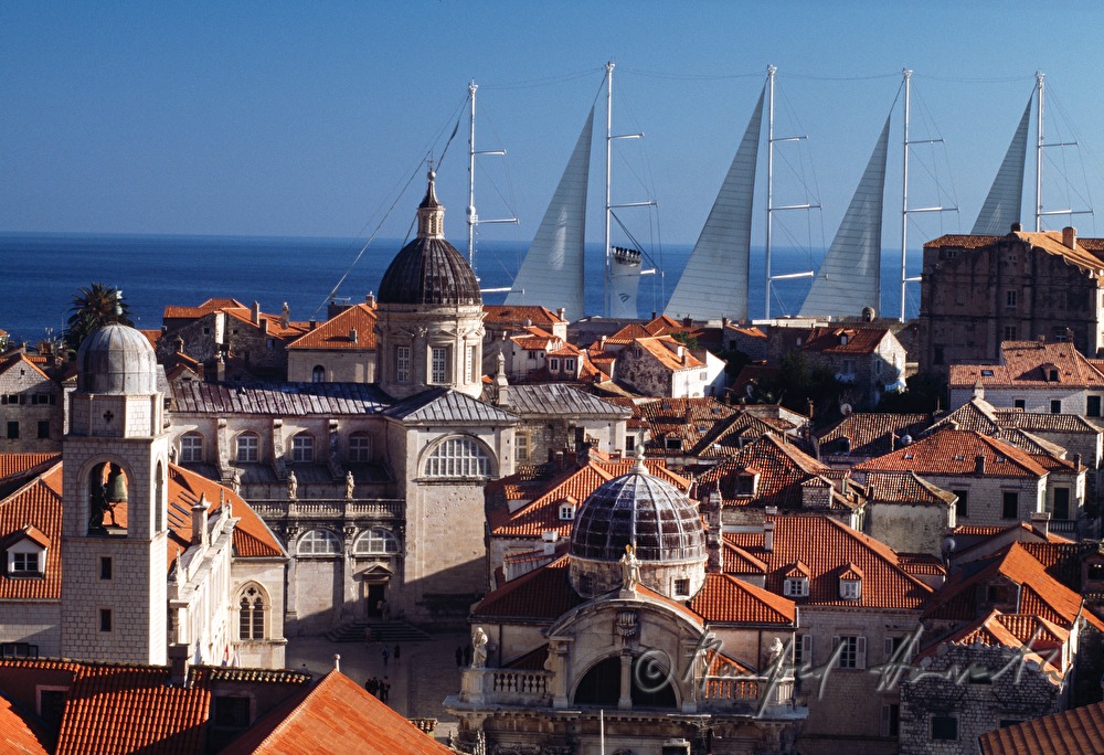 view from city wall to harbour
