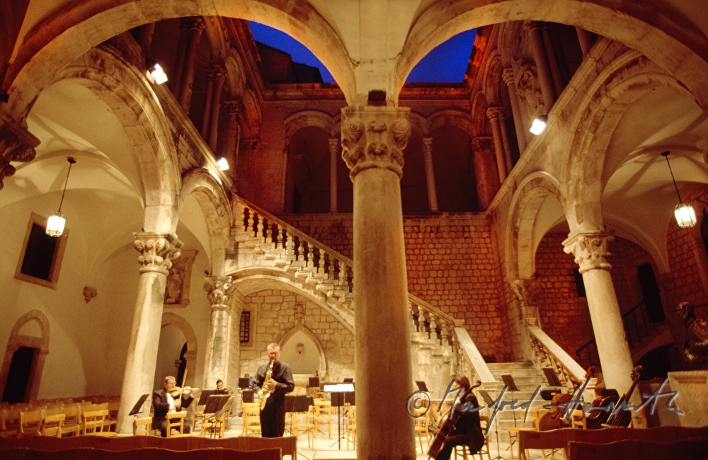 concert in Principal's Palace