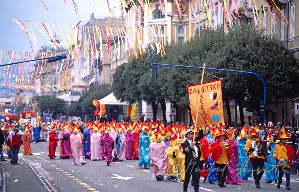 Carnival procession on the riva.