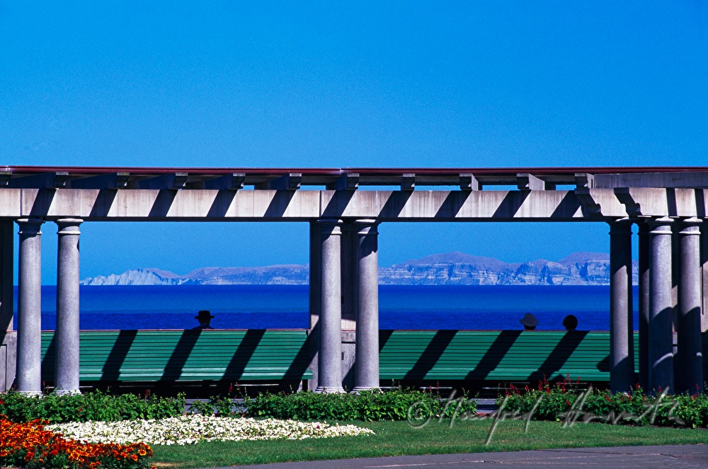 benches with seaview on the waterfront promenade