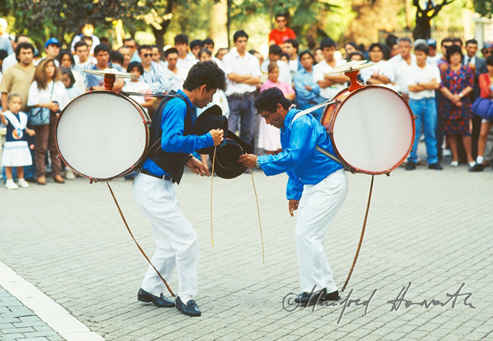 street musicians on Plaza de Armas