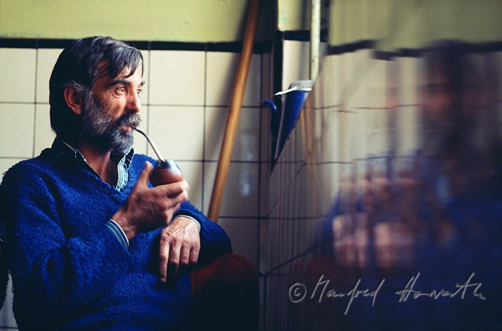 gaucho drinks maté out of a calabash