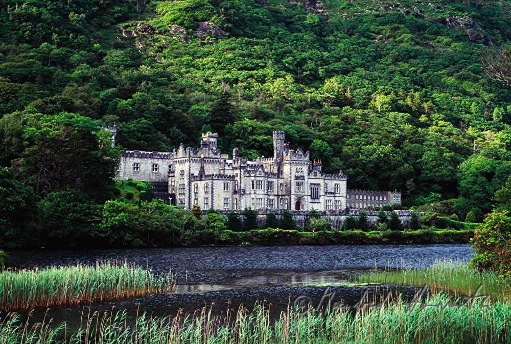 Kylemore Abbey on Lough Pollacappul