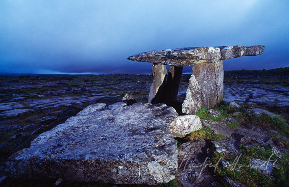 Poulnabrone portal tomb