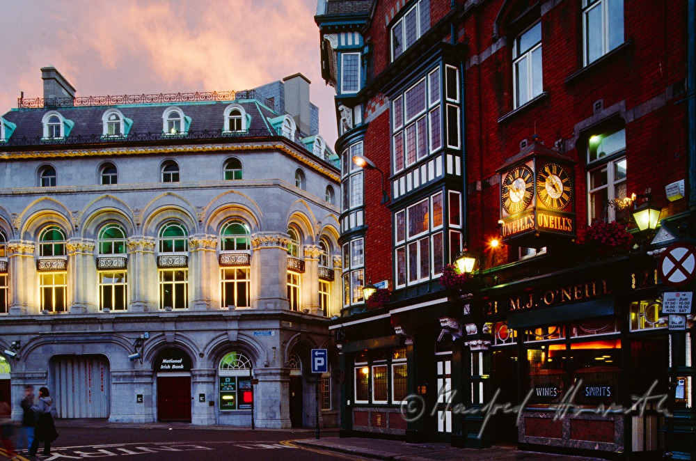 M. J. O'Neill's Pub and the building of the National Irish Bank