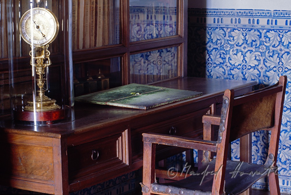 writing desk of Philipp II. in the royal palace
