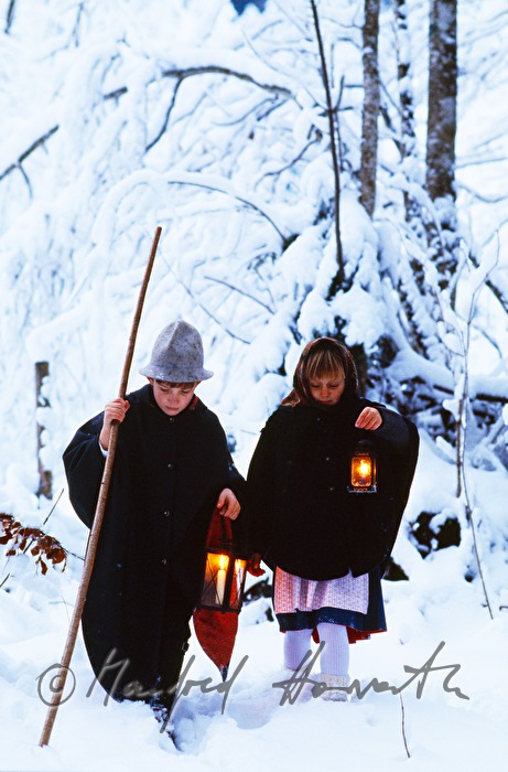 boy and girl with lanterns