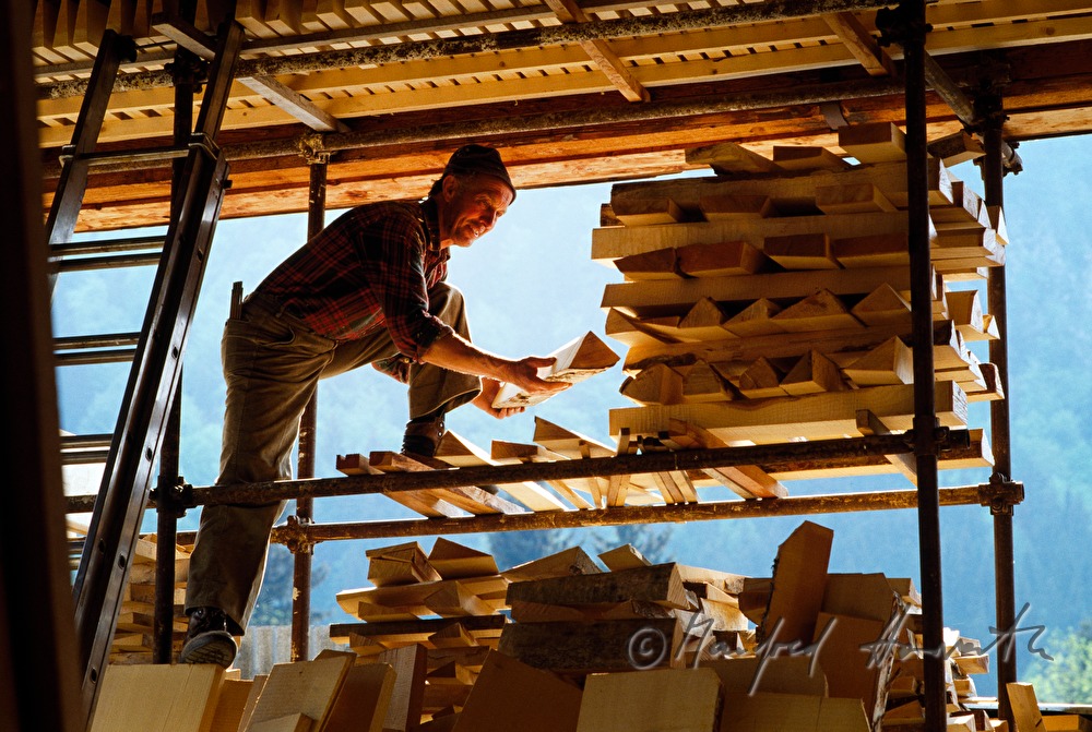 making of tonewood for violins
