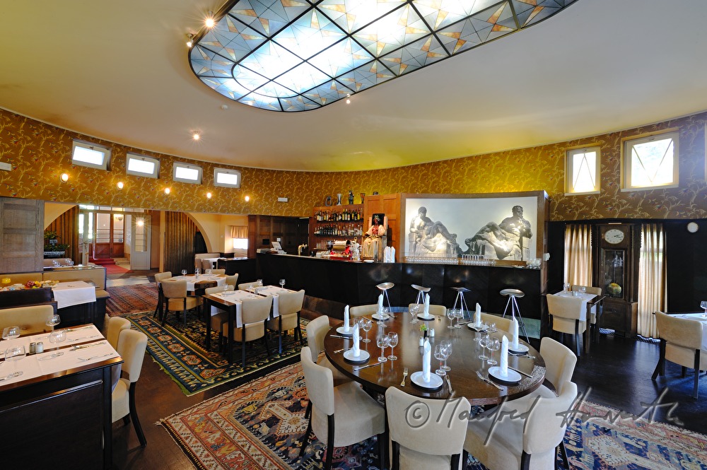 Hotel  Chateau Kotera, bar in art deco style