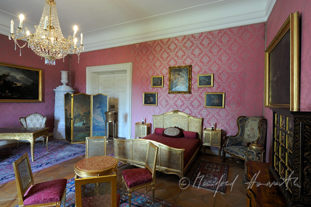 Schloss Dobris, pageant men's bedroom