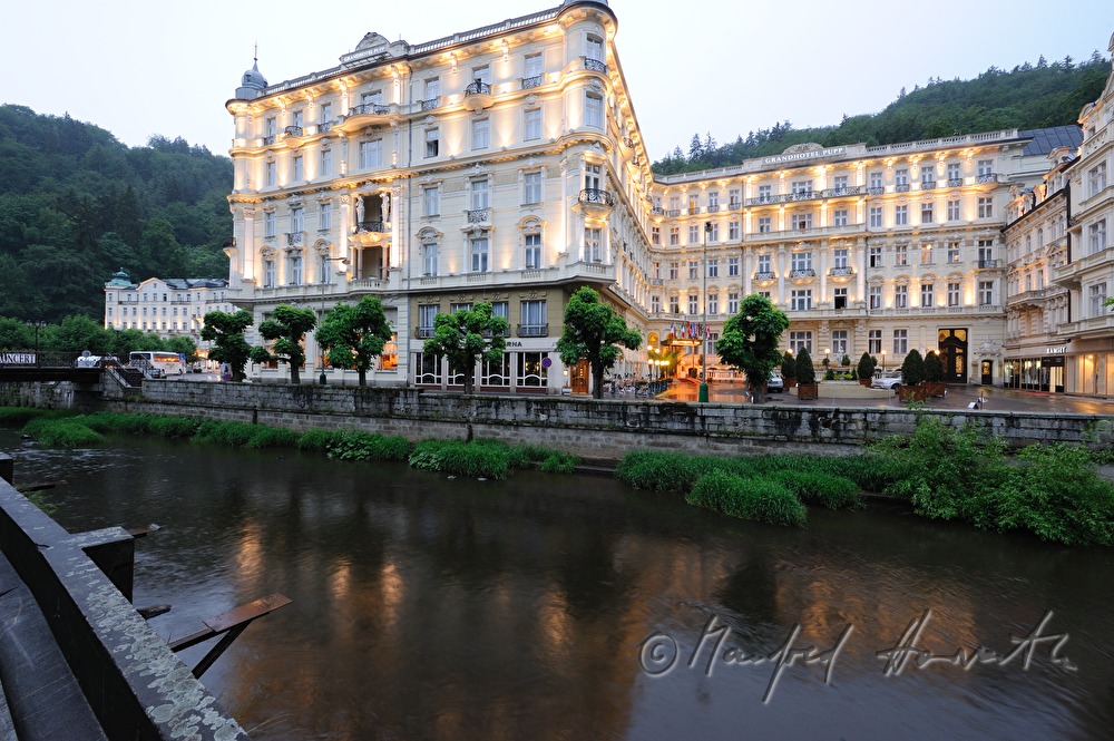 Grandhotel Pupp on the River Tepla