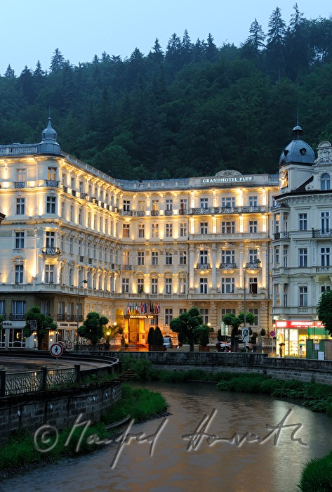 Grandhotel Pupp on the River Tepla