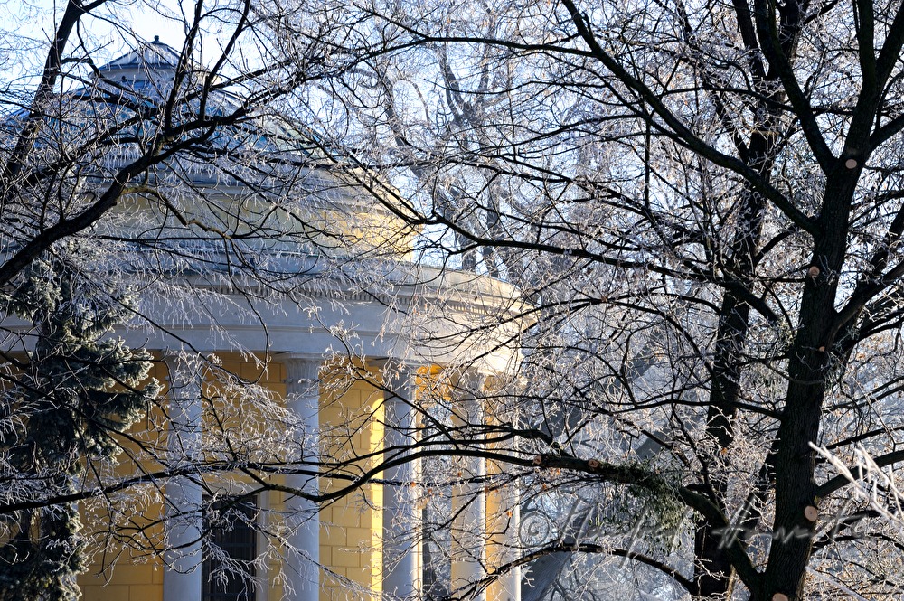 Leopoldinentempel in the landscape garden