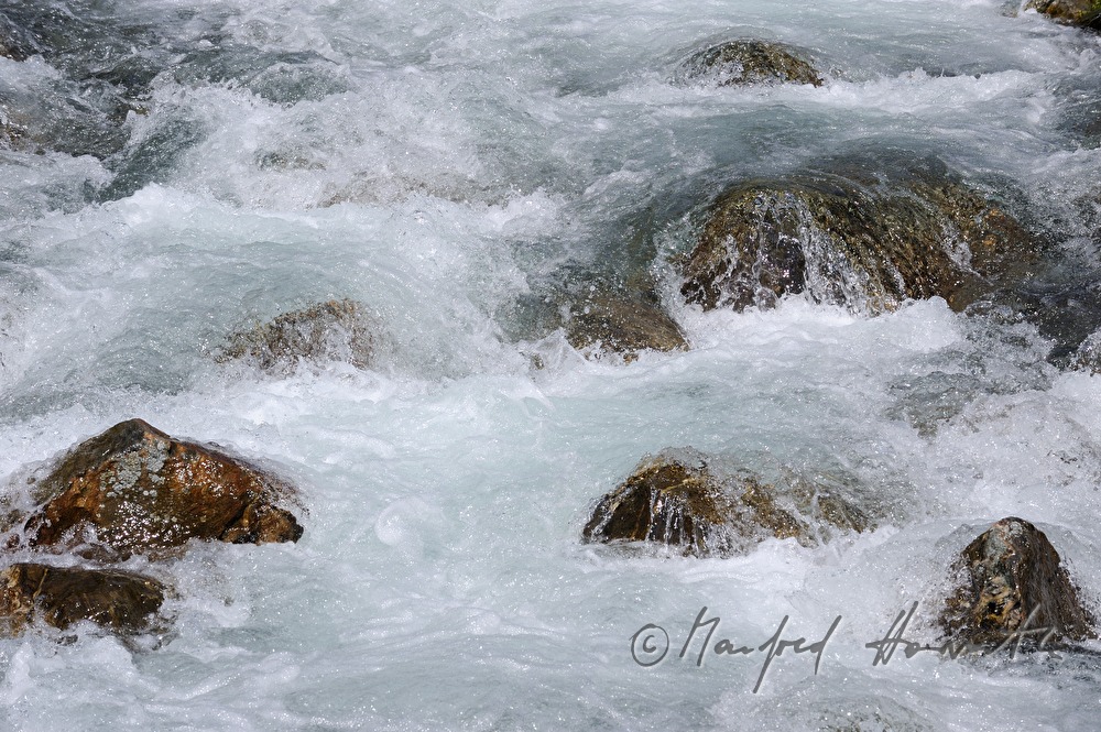 rocks in the Talfer stream
