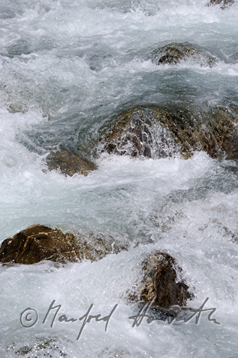 rocks in the Talfer stream