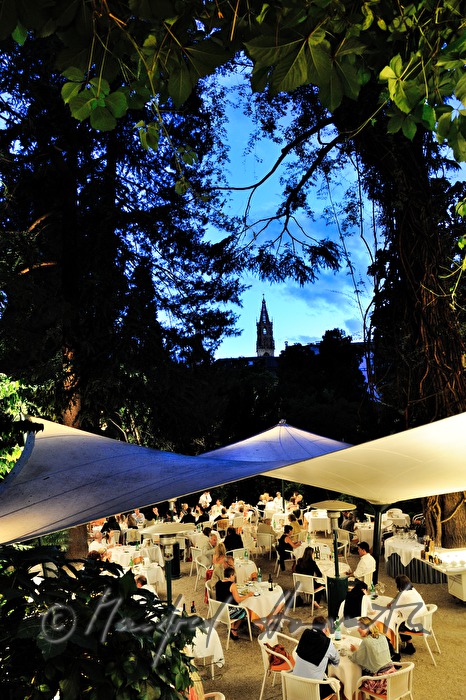 garden restaurant in the hotel park