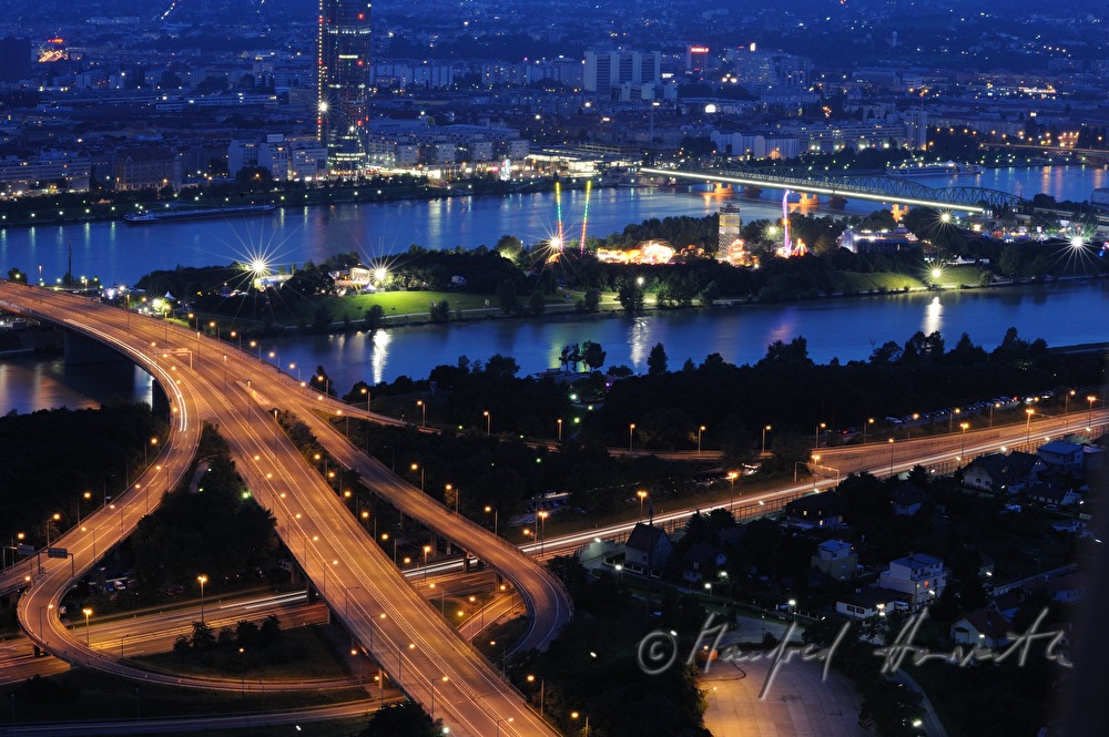 view from the Donauturm to the Donauinselfest