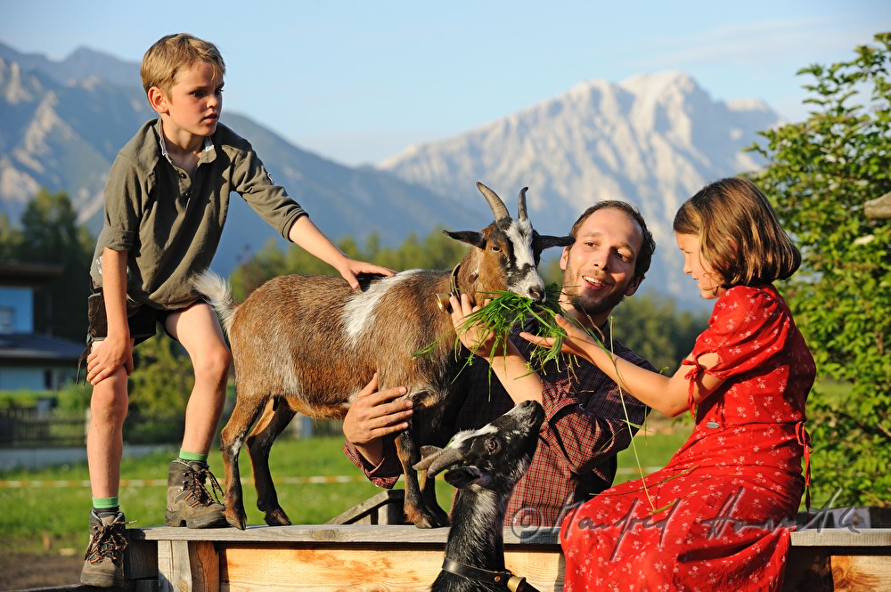 billy goat and visitors at the Hotel Stern