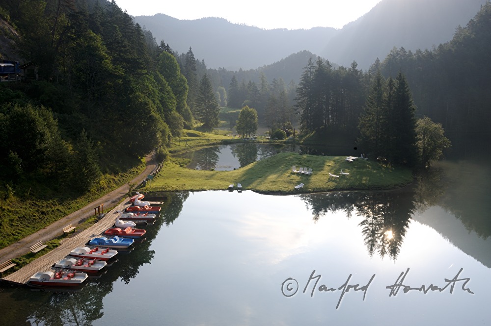 Fersteinsee on the foot of the pass