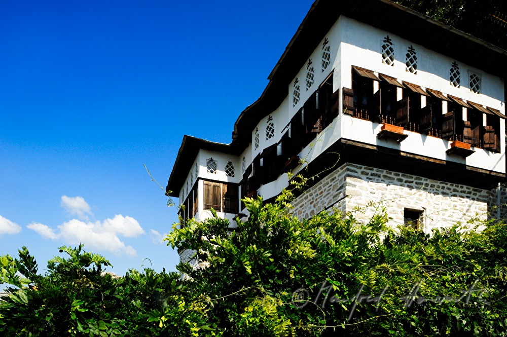 Hotel Santikos Mansion built in Pelion style