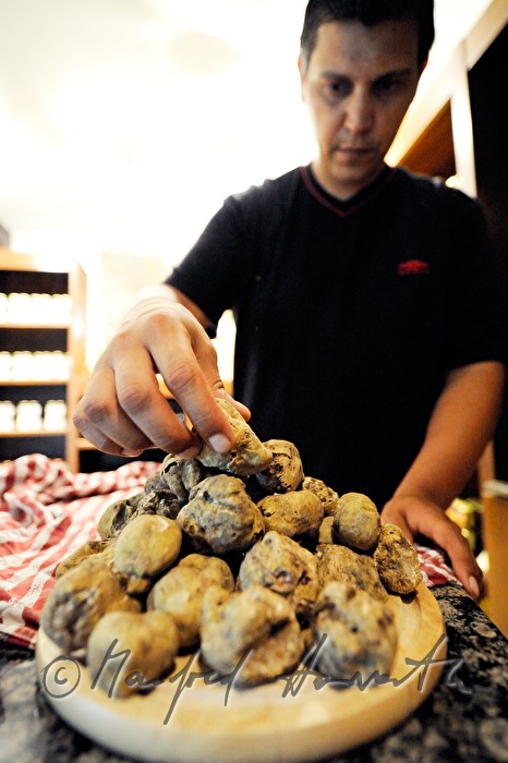 Mister Zigante jr. with white truffles