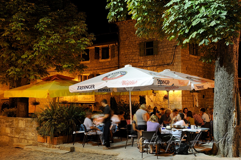 garden restaurant Konoba Pintur