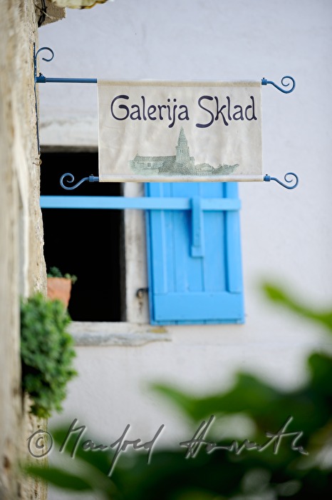 promotional sign of an art gallery