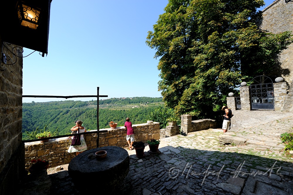 tourists at the town wall