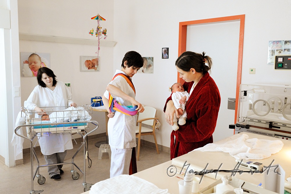 nurse enrolling a joung mother