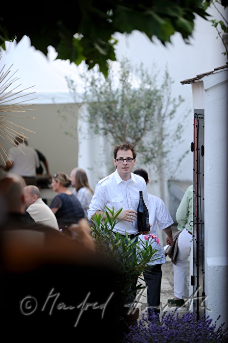 Max Stiegl with customers at Gut Purbach
