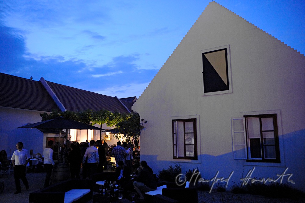courtyard dining with Max Stiegl at Gut Purbach