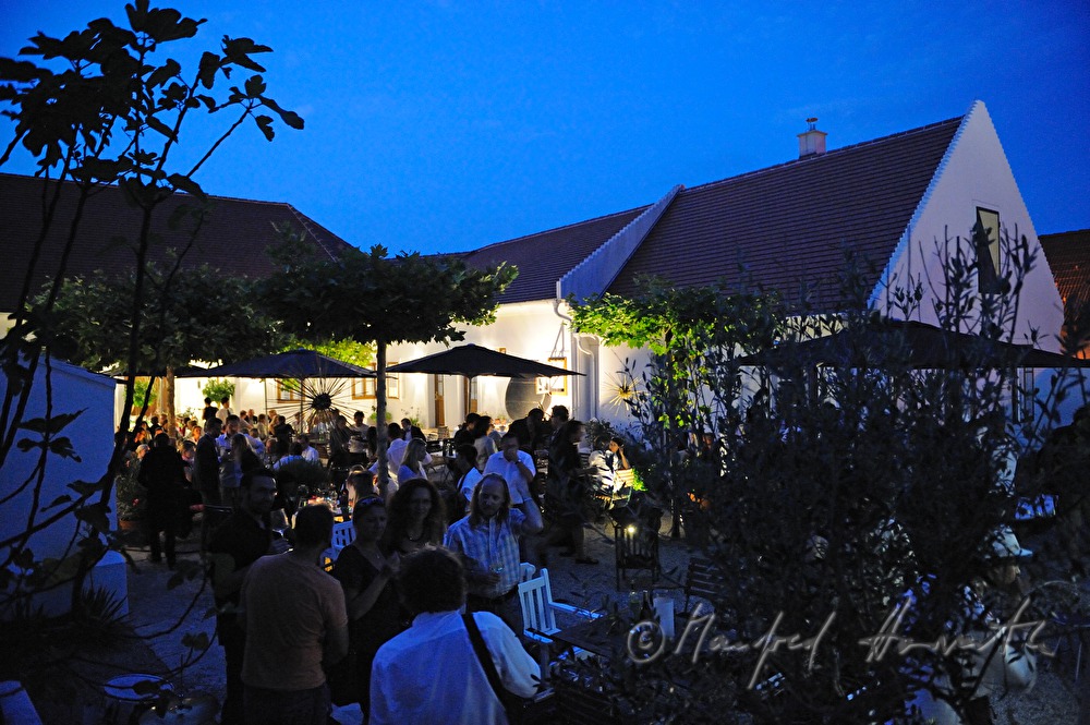 courtyard dining with Max Stiegl at Gut Purbach