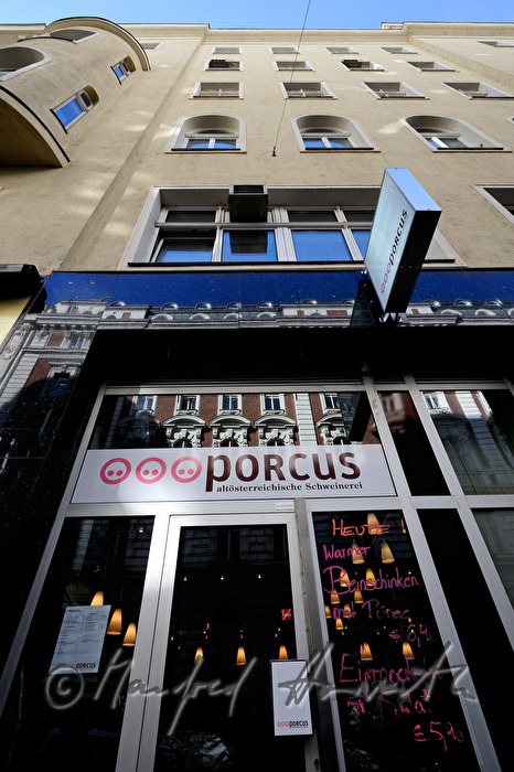 Restaurant Porcus, outside
