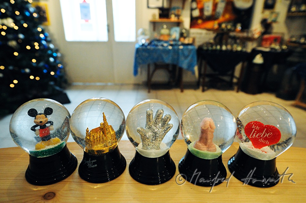 variety of snow globes at the snow globe museum